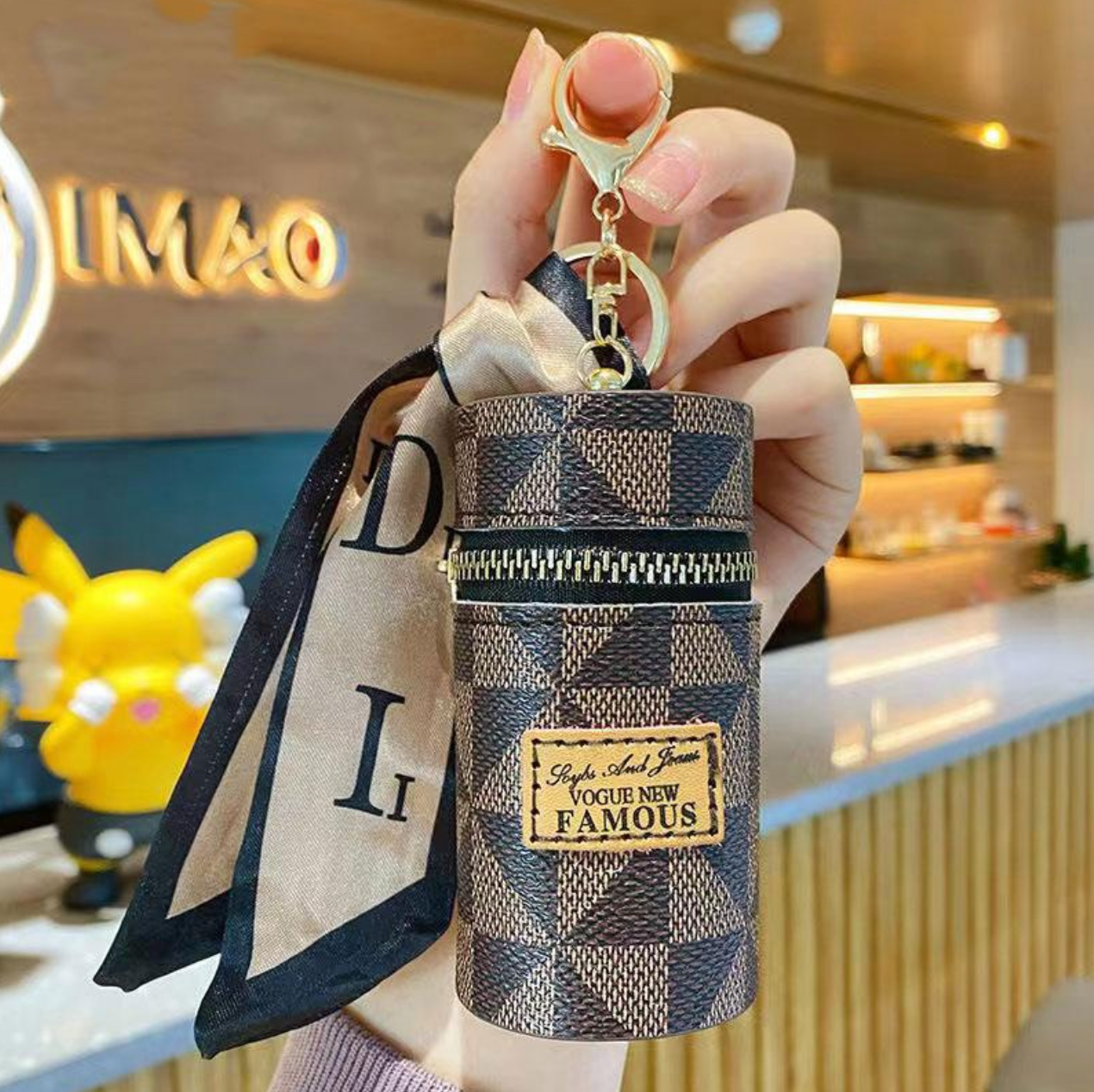 Lipstick coin purse